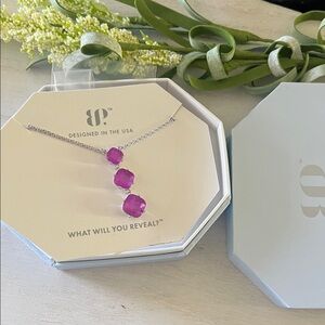 Bomb Party “a classic moment” necklace